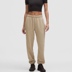 Lululemon Scuba Mid-Rise Oversized Jogger